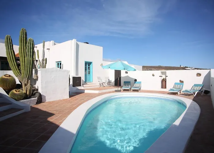 Villa Casa Camella Mácher