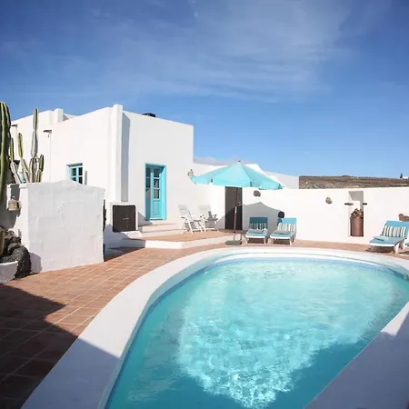 Villa Casa Camella Mácher